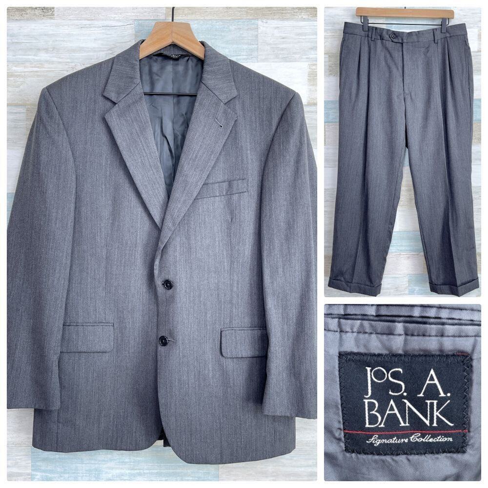 Jos A Bank Signature Wool Suit Gray Herringbone 40S Jacket 36S Pants